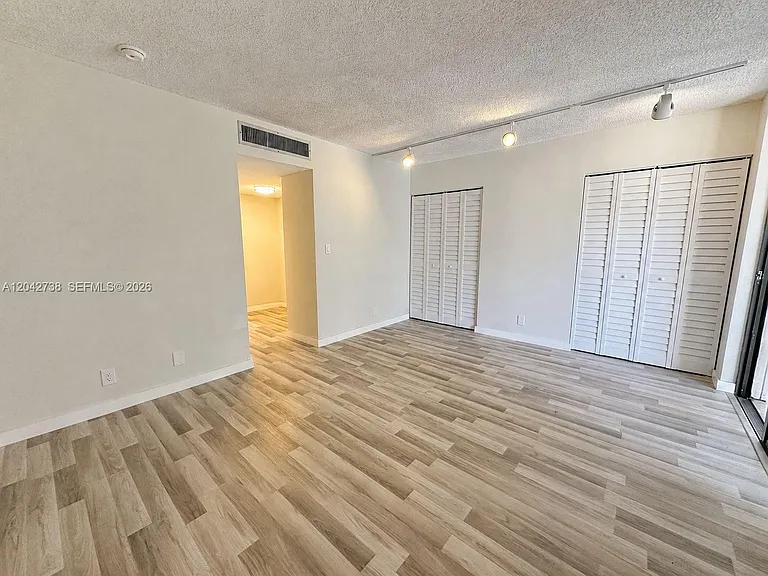 20200 W Country Club Dr #Penthouse 16 — Photo 10