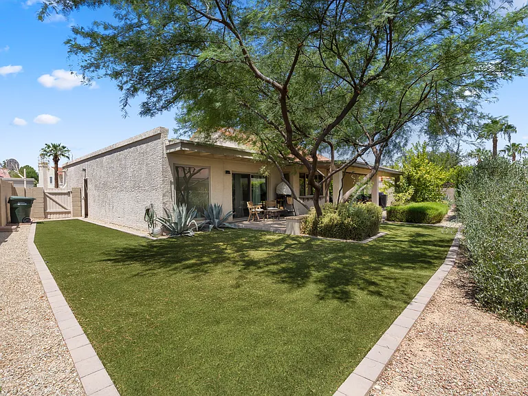4327 E Lupine Ave — Photo 23
