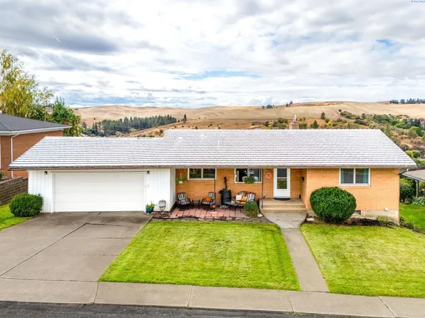 702 E Southview Ave, Colfax, WA 99111