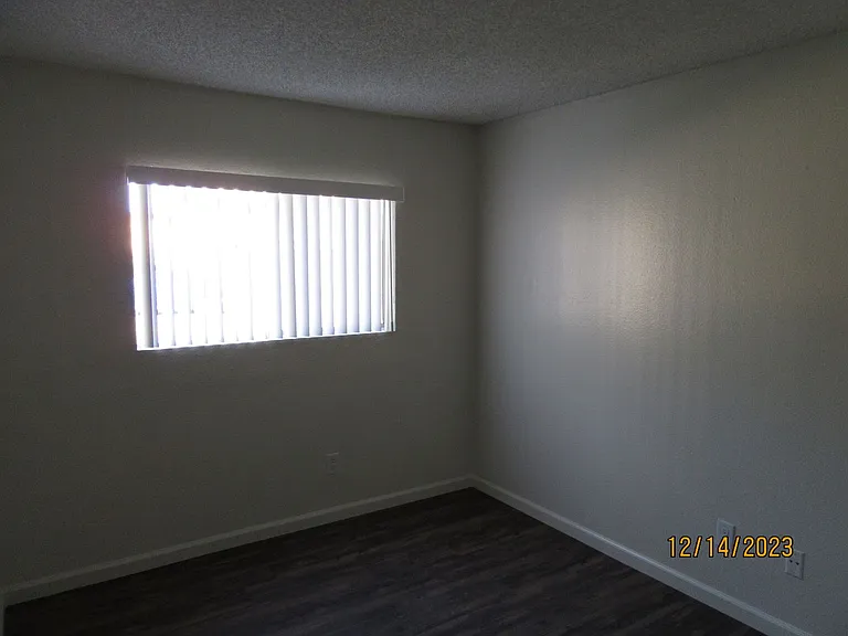 920 E Mission Ave #960 — Photo 12