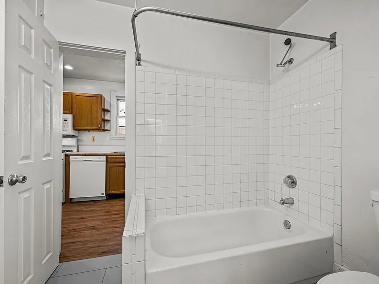2058 S Corona St — Photo 17