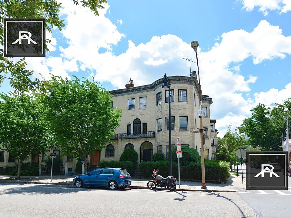 925 Beacon St #1