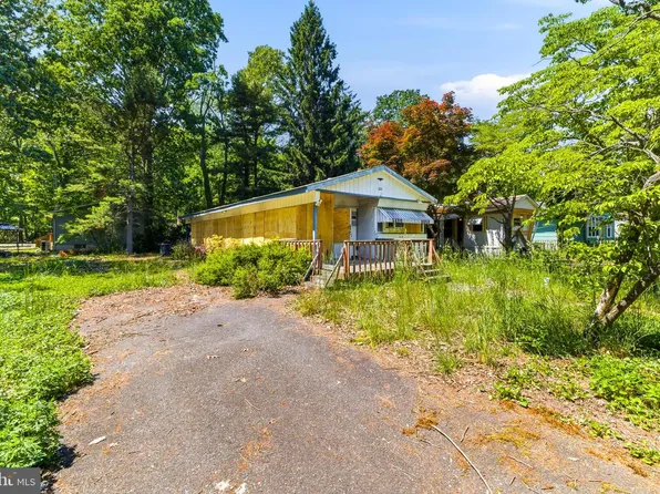 225 Robin Rd, Millville, NJ 08332