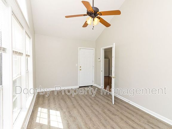 3rd image of 727 Talley Rd