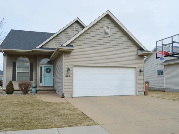 805 SE 16th St, Grimes, IA 50111