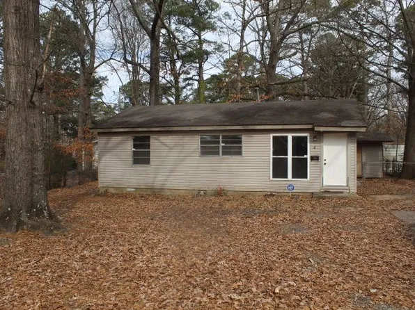 6 York Dr, Little Rock, AR 72209
