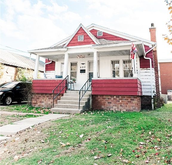1st image of 603 E Chestnut St