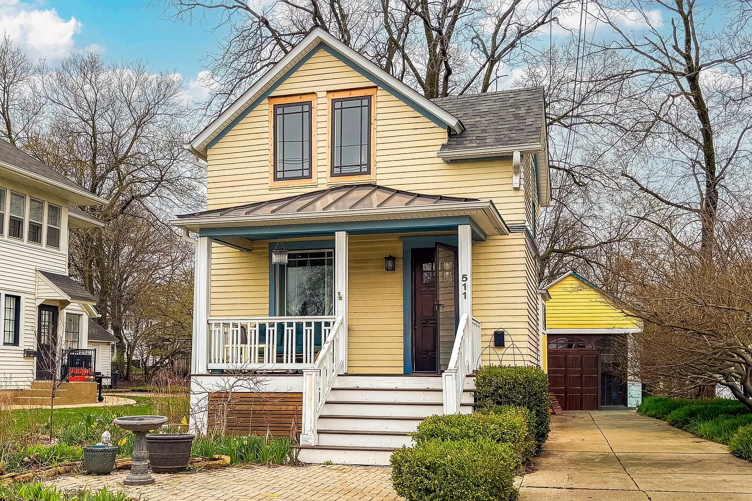 511 Houston St photo 1