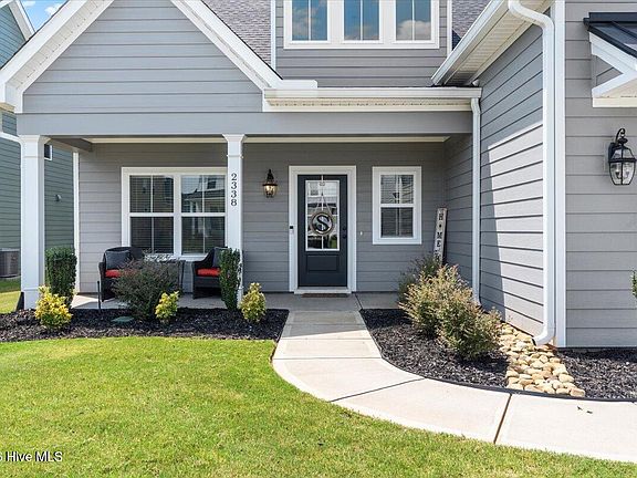 4th image of 2338 Laurens Street