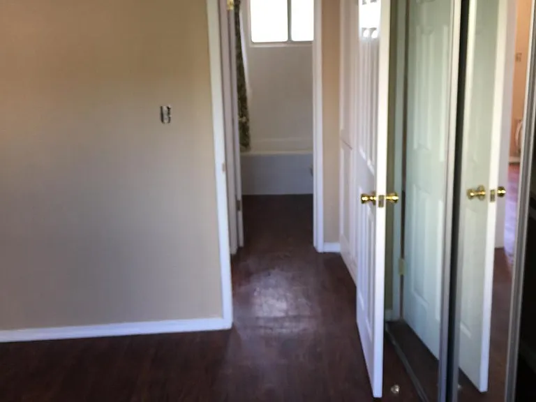 1941 Wilcox Ave #10 — Photo 12