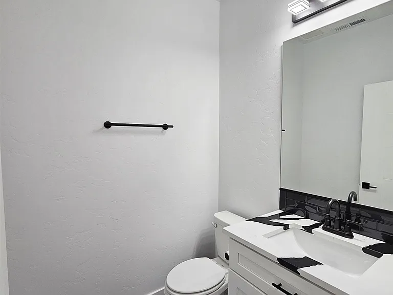 3202 Bing St — Photo 16