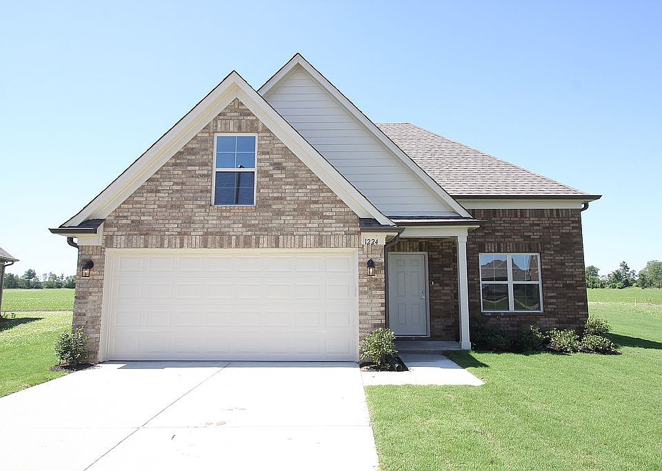 1st image of 1224 River Wood Cir