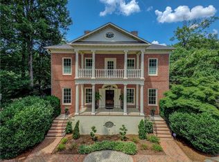 2200 W Market St, Greensboro, NC 27403