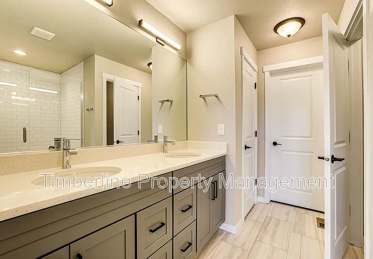 7359 Hunter Jumper Dr — Photo 38