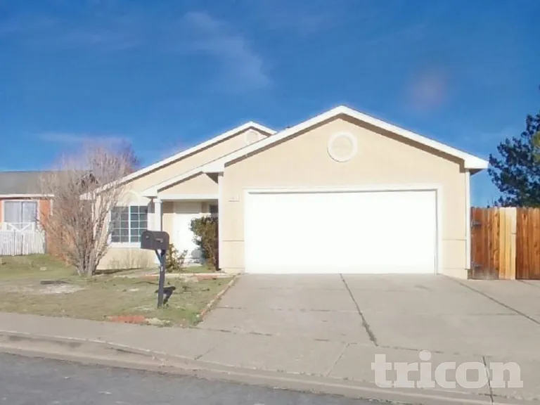 8475 Sopwith Blvd — Photo 2