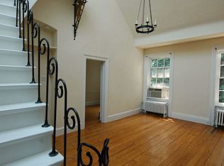 276 W 11th St APT 4R, New York, NY 10014