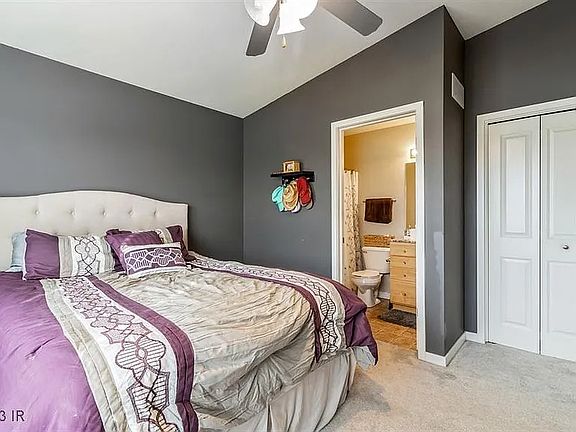 2nd image of 301 SE 11th St Unit 503