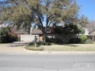 28 Legend Rd, Benbrook, TX 76132