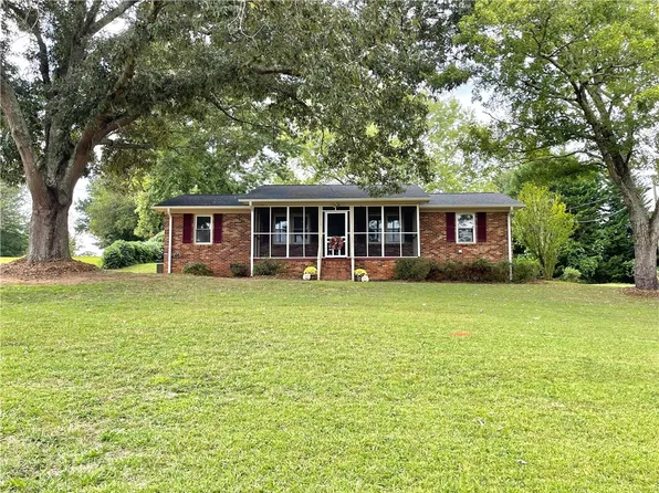 101 East Ct, Liberty, SC 29657