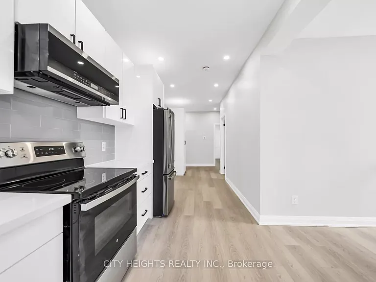124 Church St #2 — Photo 10