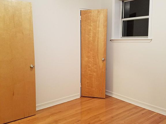 3rd image of 1680 E 22nd St APT 303
