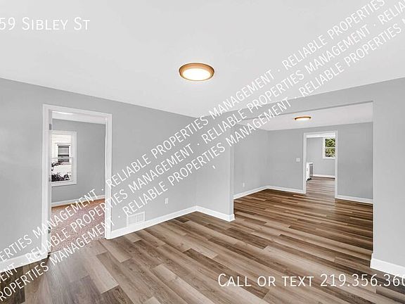 4th image of 959 Sibley St