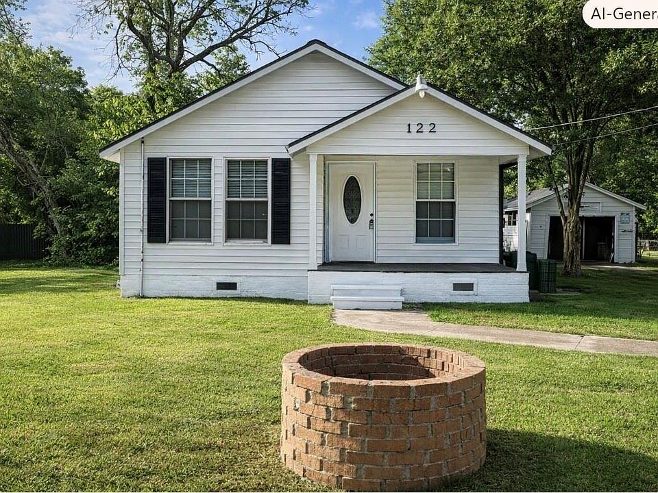 1st image of 122 W Pecan Ln