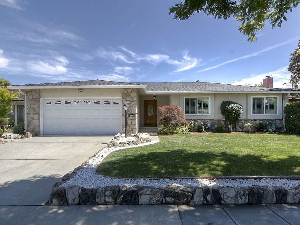1st image of 1560 Chambers Dr