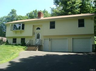 294 Turkey Roost Rd, Monroe, CT 06468