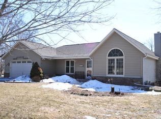 N65W28611 Hibritten Way, Hartland, WI 53029
