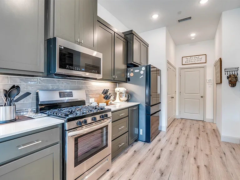 7139 Buchanan Dr — Photo 5