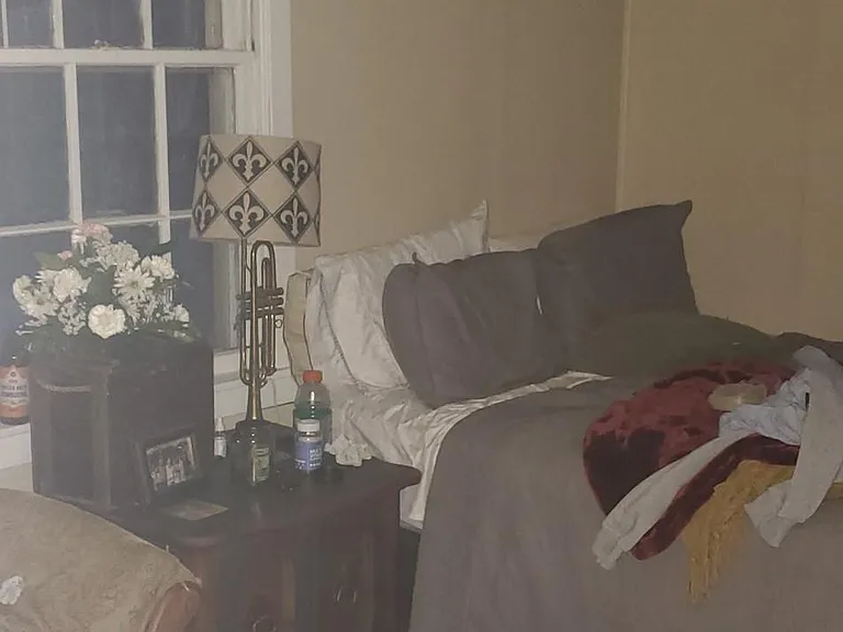 526 Whitfield St — Photo 11