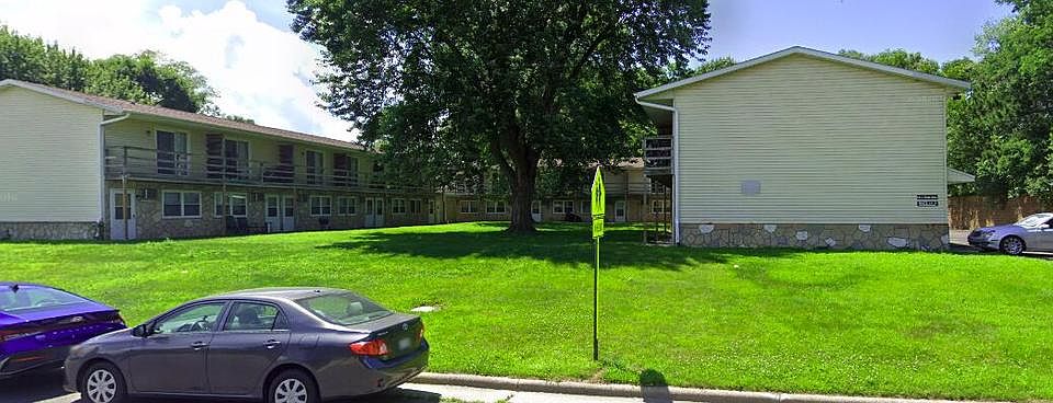 1st image of 1011 East AVENUE N N