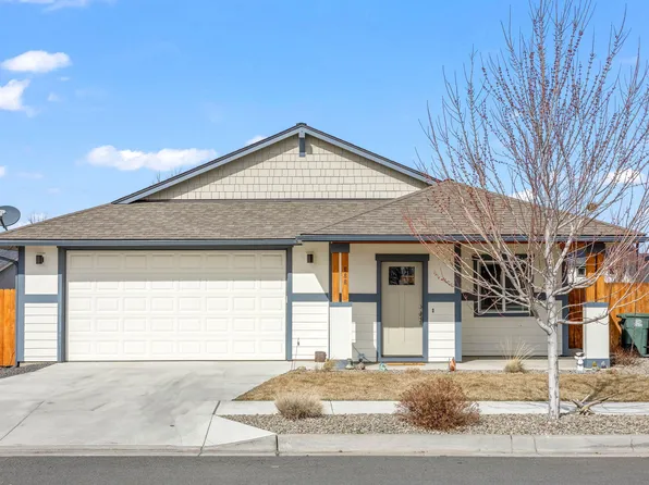 686 NE Begonia St, Madras, OR 97741