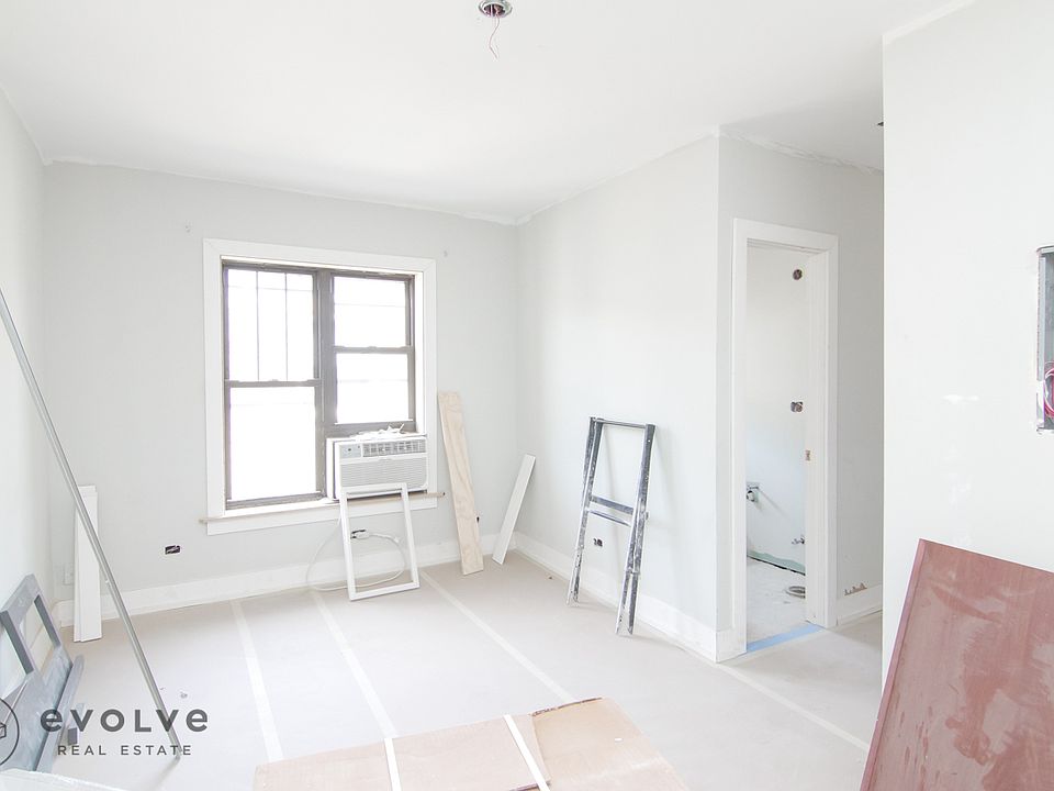 1st image of 2900 N Mildred Ave #2908U2