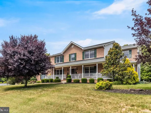 203 Morgans Ridge Ct, La Plata, MD 20646