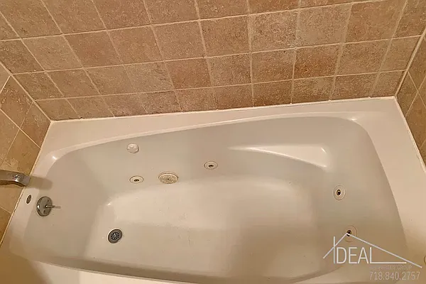 Rented by Ideal Properties Group | media 20