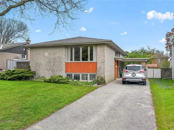 111 Memorial Dr, Brantford, ON N3R 5S4