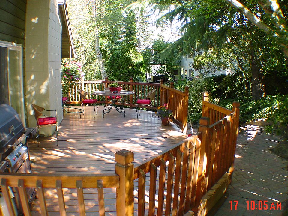 2nd image of 14895 SW Village Ln