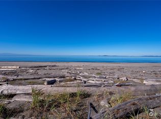 4560 Rolling Dunes Ln #A, Oak Harbor, WA 98277