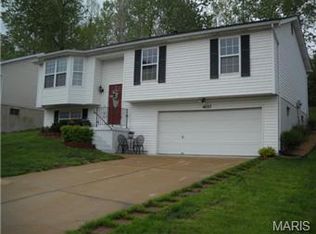 4037 Whitehall Dr, Arnold, MO 63010