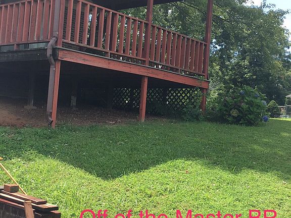 2nd image of 301 Arroyo Dr