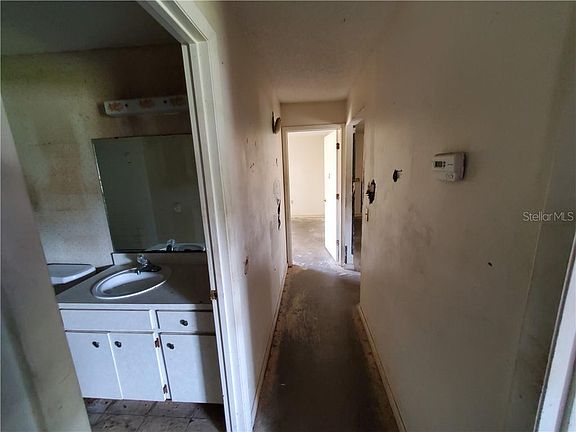 5th image of 2034 W Patterson St
