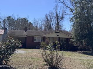 4694 Core Point Rd, Blounts Creek, NC 27814