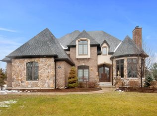 12425 Thornberry Dr, Lemont, IL 60439