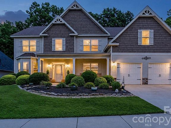 2nd image of 119 Cole Dr