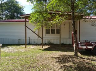 101 Blueberry Dr., Hortense, GA 31553