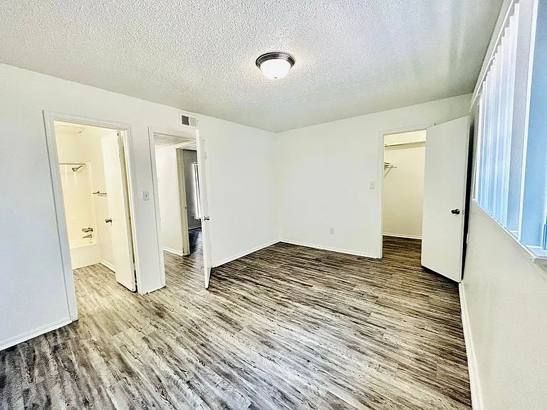 Sonterra Apartments (OK) — Photo 27