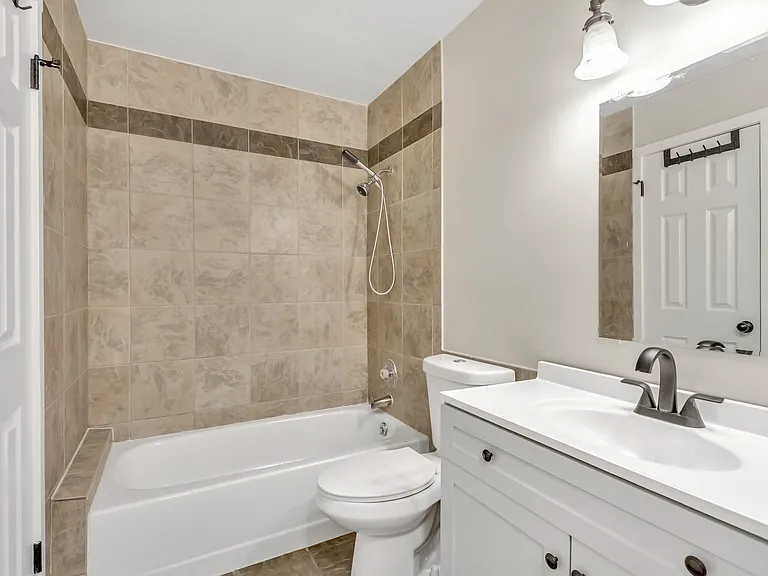683 Seymore Dr — Photo 21