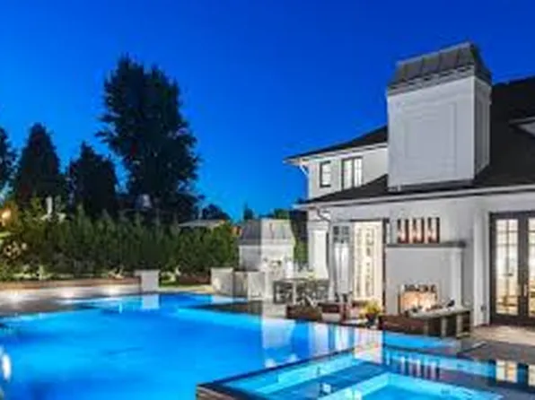 6443 Colebrook Cres #23, Mississauga, ON L5N 3E3